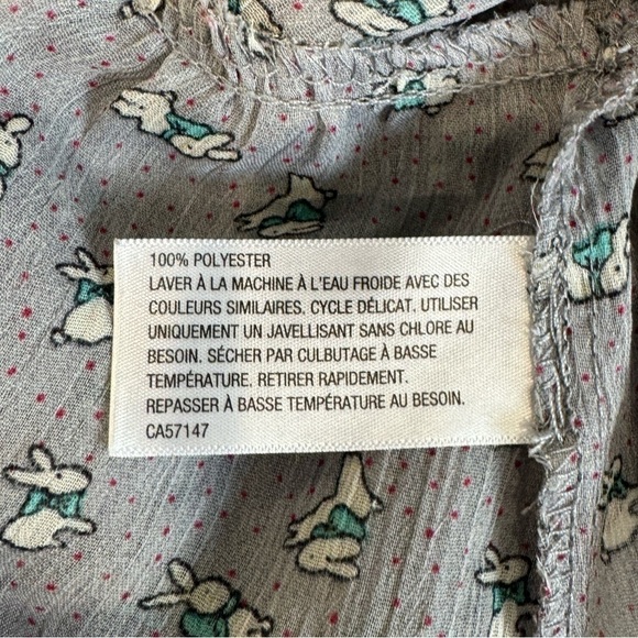 Mossimo Sheer Sleeveless Bunny Print Blouse (XS) - Picture 8 of 8